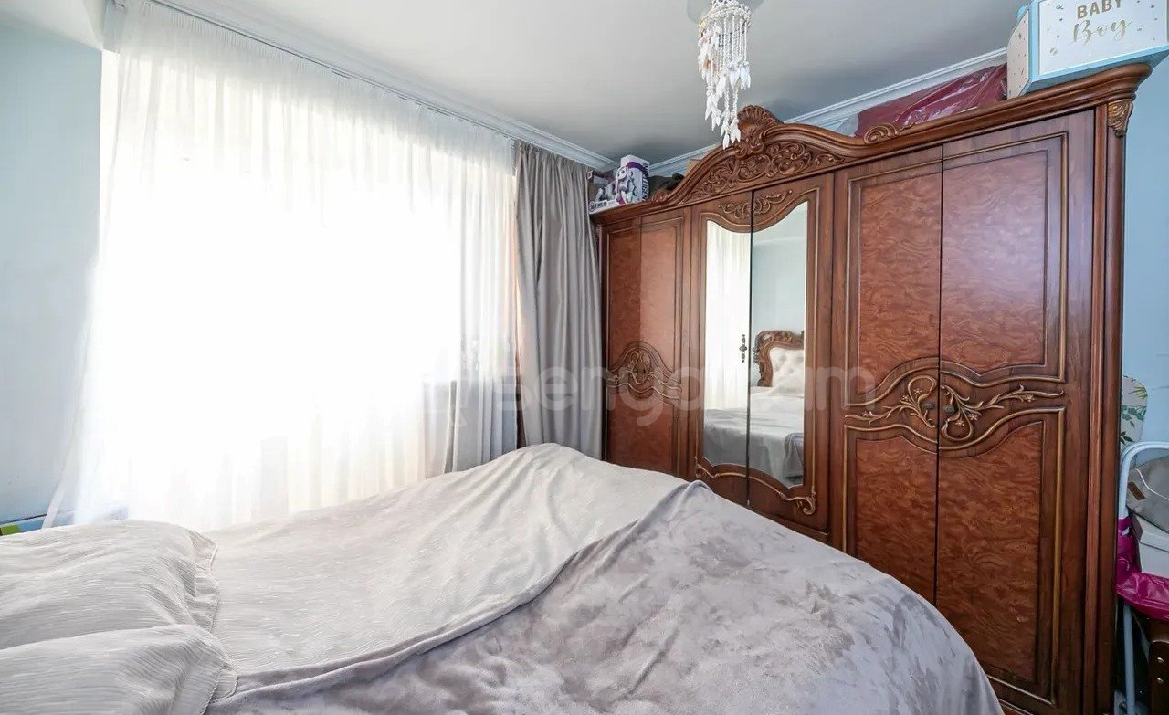 3 Սենյականոց Բնակարան, 88քմ, 6/9 հարկ, Նորմալ Վիճակում