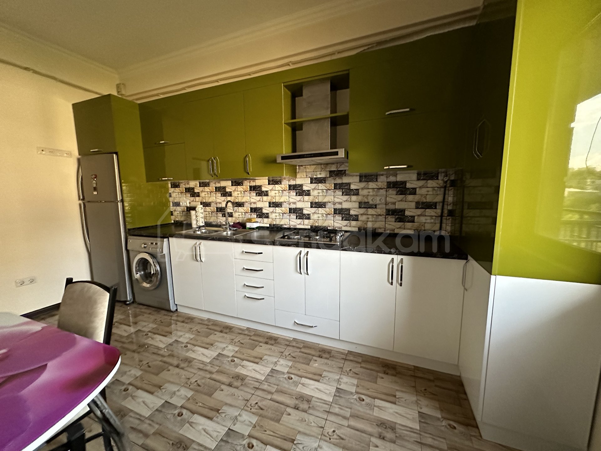 2 Սենյականոց Բնակարան Նորակառույցում, 64քմ, 3/13 հարկ, Կապիտալ Վերանորոգված, Կահավորված, Արևկող