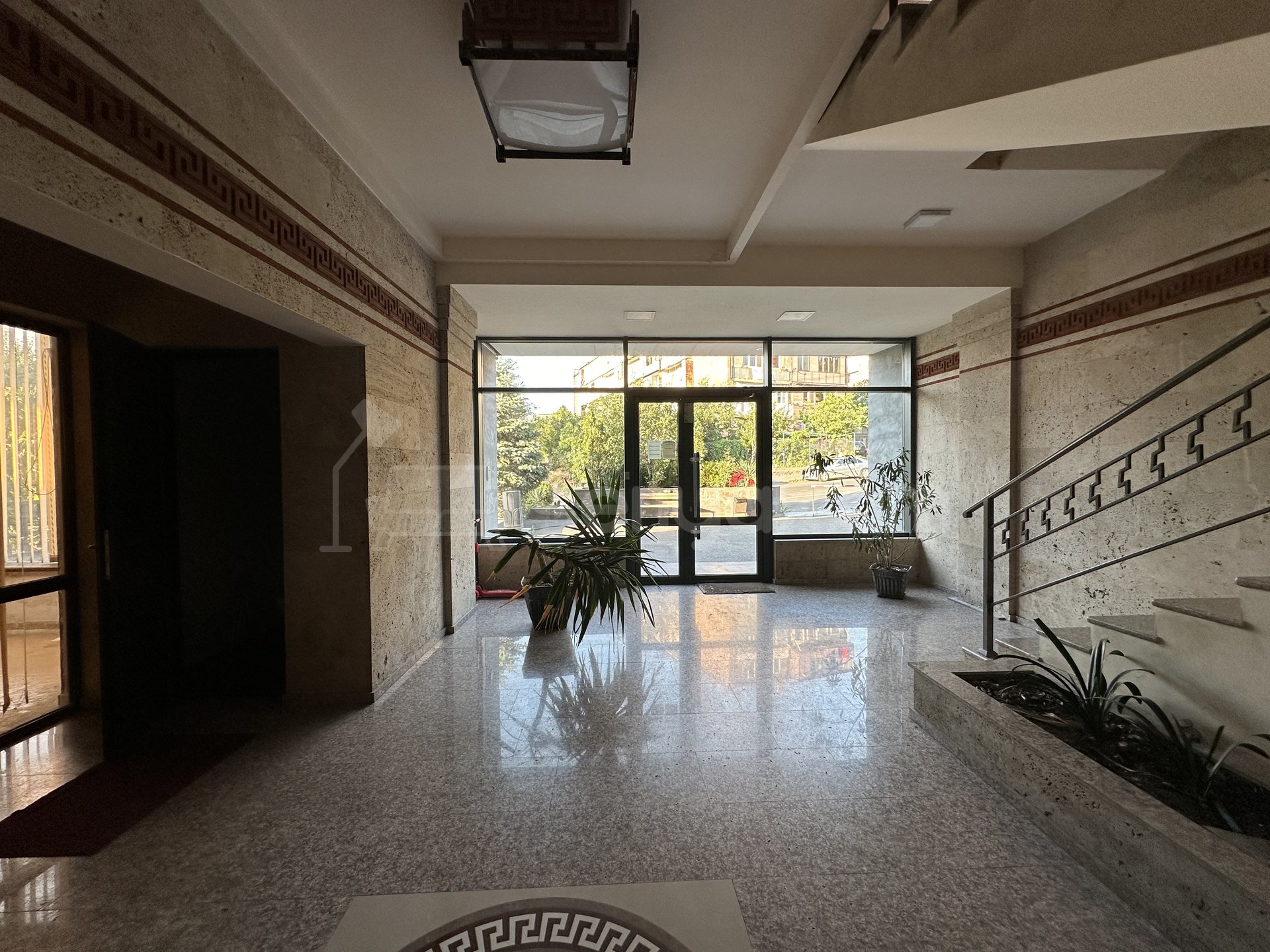 2 Սենյականոց Բնակարան Նորակառույցում, 64քմ, 3/13 հարկ, Կապիտալ Վերանորոգված, Կահավորված, Արևկող