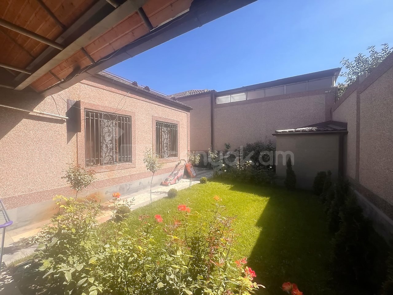 4 Սենյականոց Սեփական Տուն, 113քմ, Կապիտալ Վերանորոգված