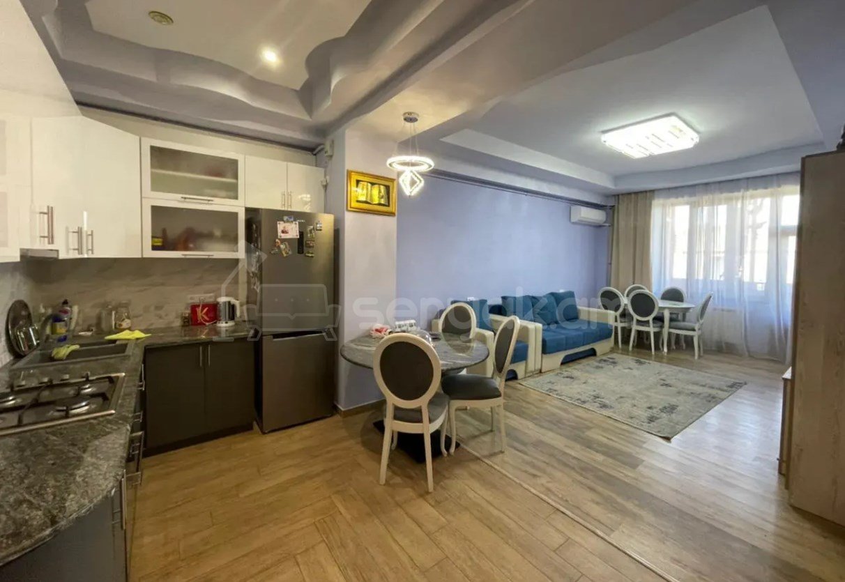 3 Սենյականոց Բնակարան Նորակառույցում, 77քմ, 3/11 հարկ, Կապիտալ Վերանորոգված, Կահավորված