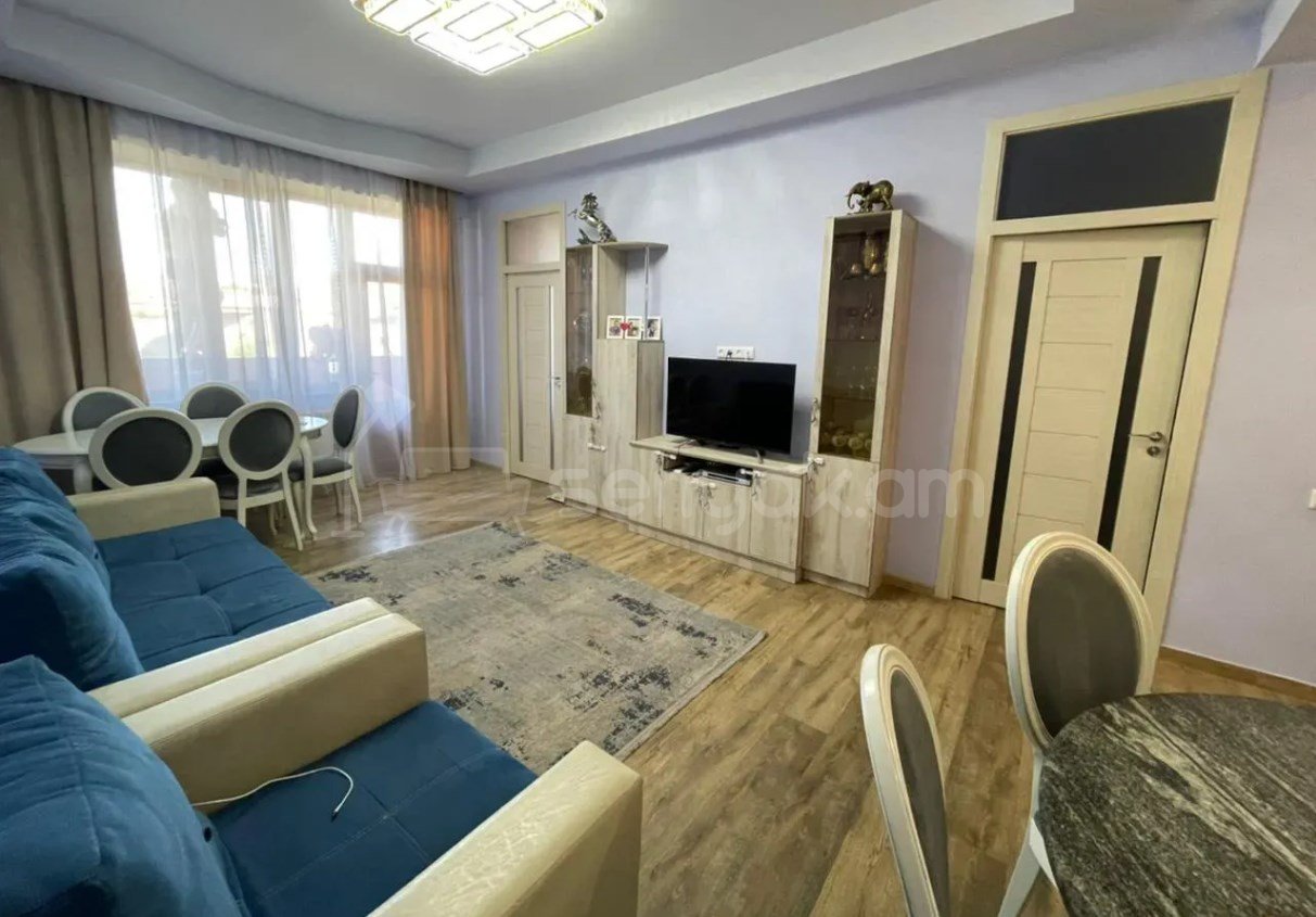 3 Սենյականոց Բնակարան Նորակառույցում, 77քմ, 3/11 հարկ, Կապիտալ Վերանորոգված, Կահավորված