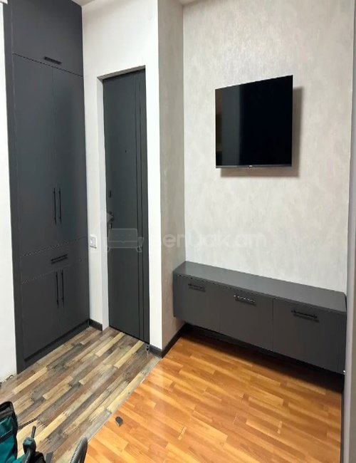 2 Սենյականոց Բնակարան, 43քմ, 10/16 հարկ, Կապիտալ Վերանորոգված