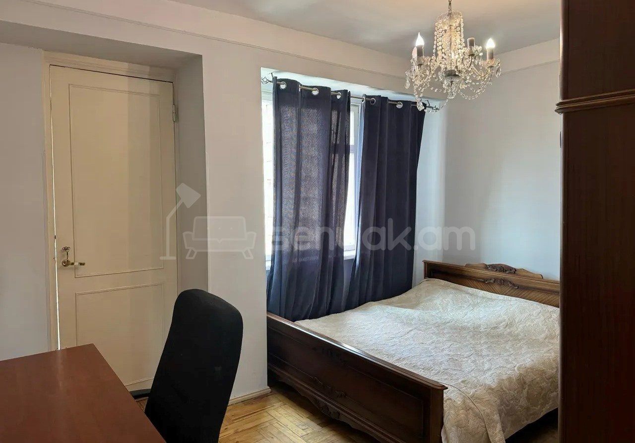 3 Սենյականոց Բնակարան, 83քմ, 6/9 հարկ, Նորմալ Վիճակում