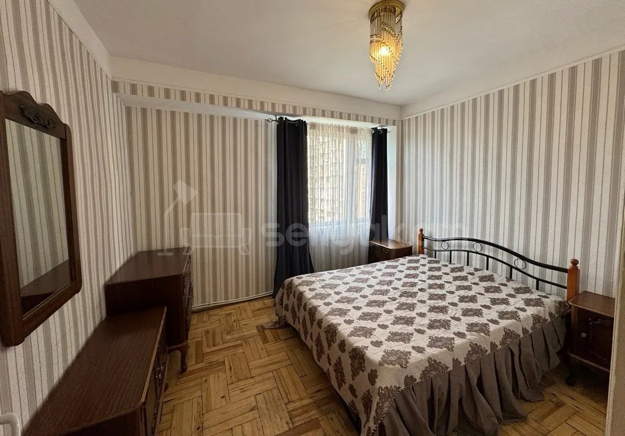 3 Սենյականոց Բնակարան, 83քմ, 6/9 հարկ, Նորմալ Վիճակում