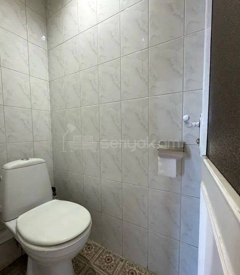 3 Սենյականոց Բնակարան, 83քմ, 6/9 հարկ, Նորմալ Վիճակում