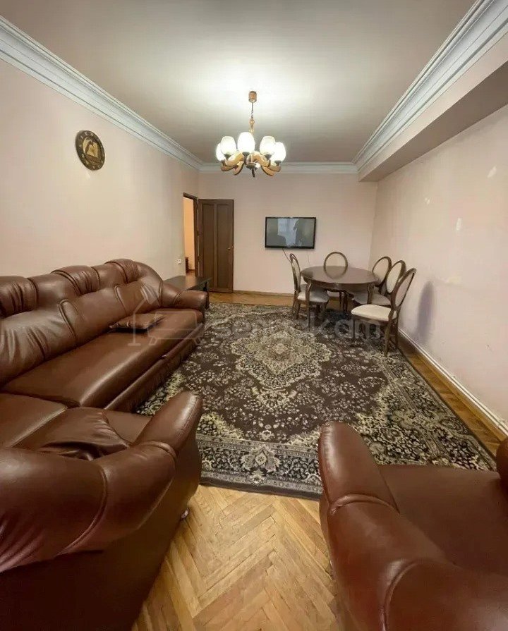 3 Սենյականոց Բնակարան, 86քմ, 2/16 հարկ, Կապիտալ Վերանորոգված