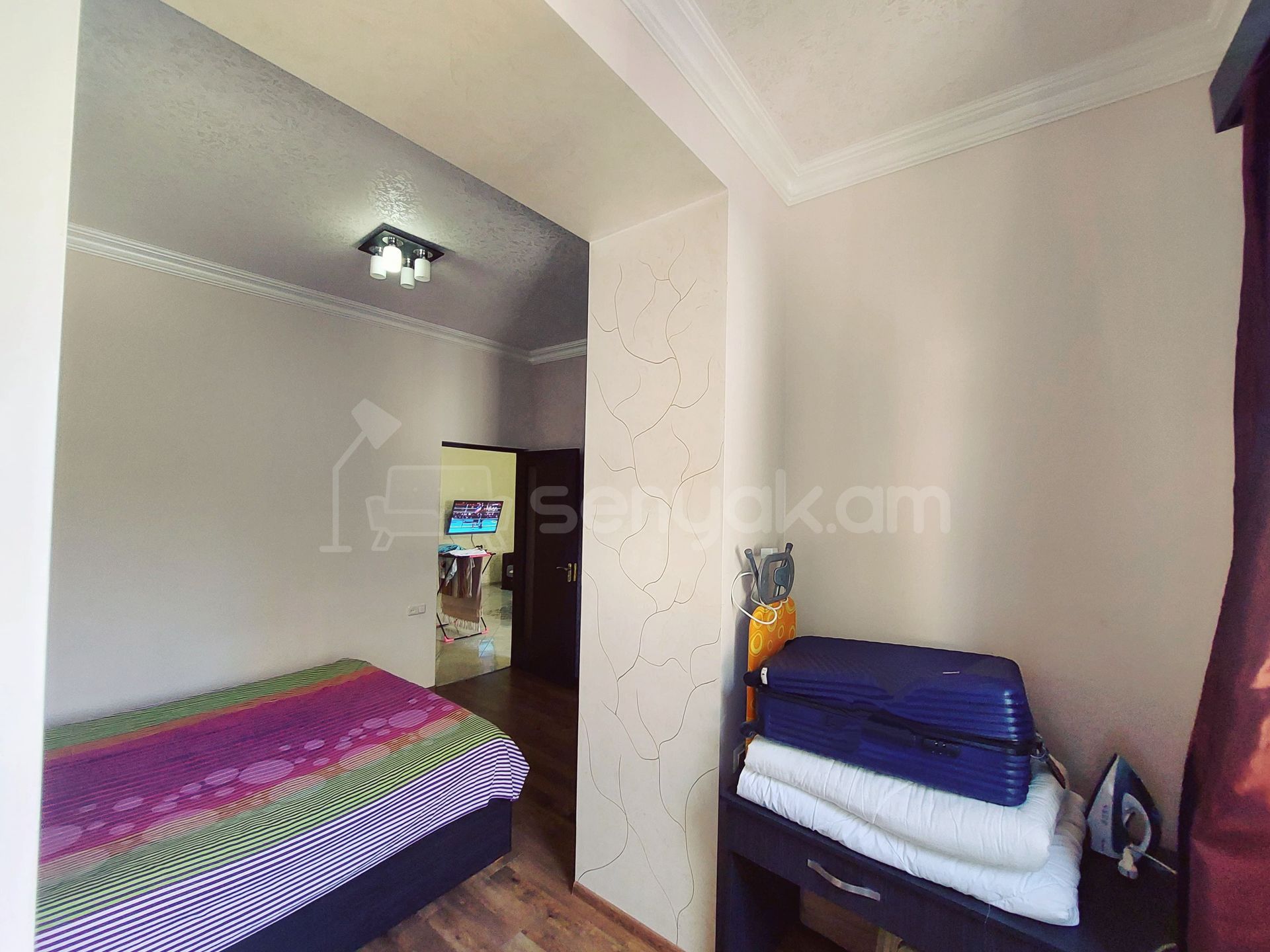 2 Սենյականոց Բնակարան Քարե Շենքում, 65քմ, 2/5 հարկ, Դիզայներական Վերանորոգված, Կահավորված