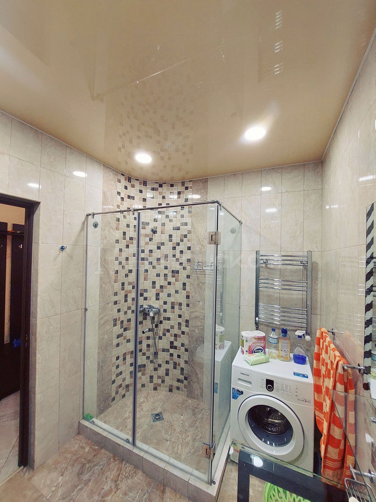 2 Սենյականոց Բնակարան Քարե Շենքում, 65քմ, 2/5 հարկ, Դիզայներական Վերանորոգված, Կահավորված