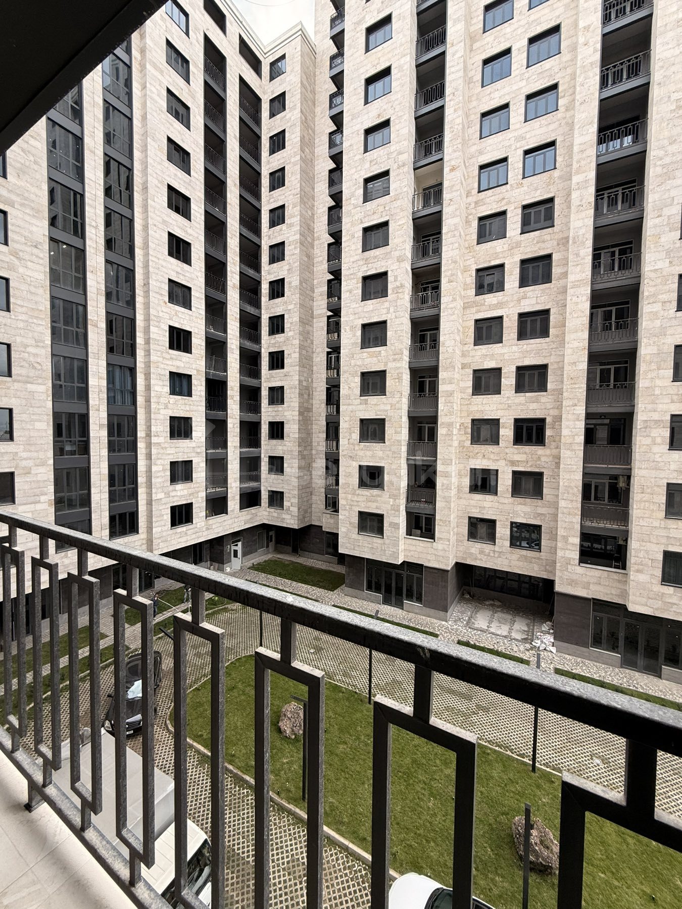 2 Սենյականոց Բնակարան Նորակառույցում, 63քմ, 3/12 հարկ, Կապիտալ Վերանորոգված