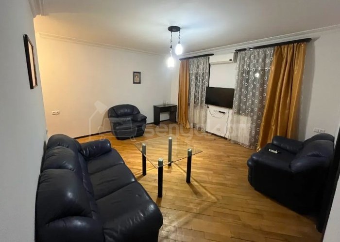 2 Սենյականոց Բնակարան Քարե Շենքում, 52քմ, 2/5 հարկ, Կոսմետիկ Վերանորոգված, Կահավորված, Արևկող