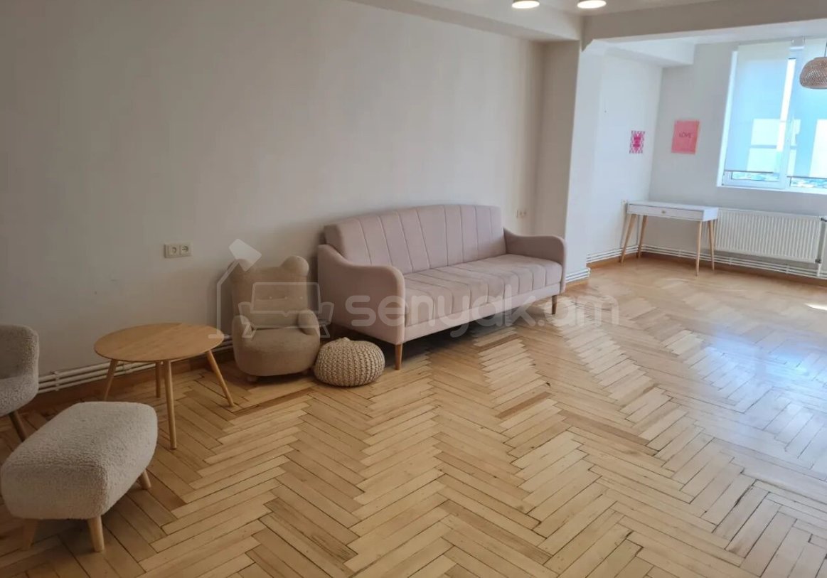 3 Սենյականոց Բնակարան, 81քմ, 14/16 հարկ, Կապիտալ Վերանորոգված, Կահավորված, Արևկող