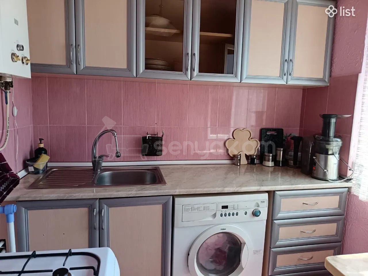 2 Սենյականոց Բնակարան Քարե Շենքում, 40քմ, 3/5 հարկ, Նորմալ Վիճակում, Կահավորված