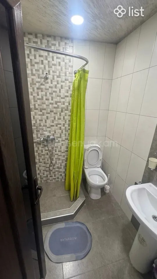 2 Սենյականոց Բնակարան Քարե Շենքում, 48քմ, 2/2 հարկ, Նորմալ Վիճակում, Կահավորված, Արևկող