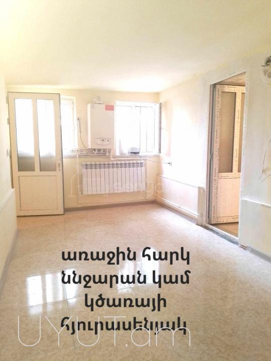 6 Սենյականոց Սեփական Տուն, 110քմ, Նորմալ Վիճակում