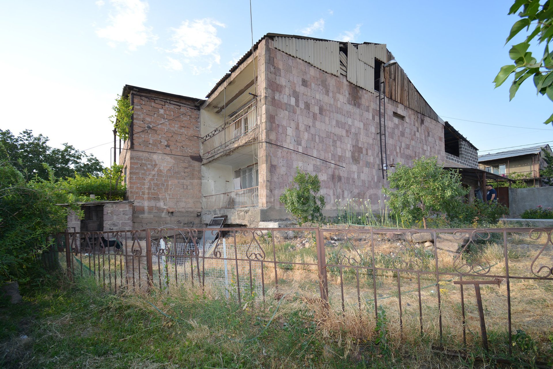 5 Սենյականոց Սեփական Տուն, 220քմ, Կոսմետիկ Վերանորոգված