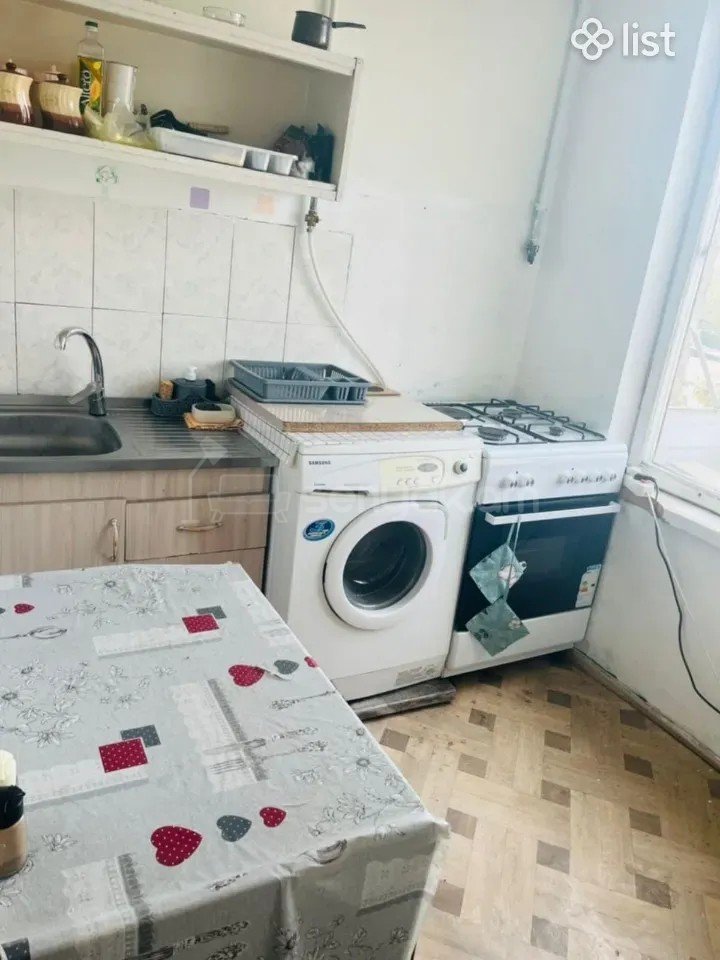 1 Սենյականոց Բնակարան, 33քմ, 3/5 հարկ, Կոսմետիկ Վերանորոգված, Կահավորված