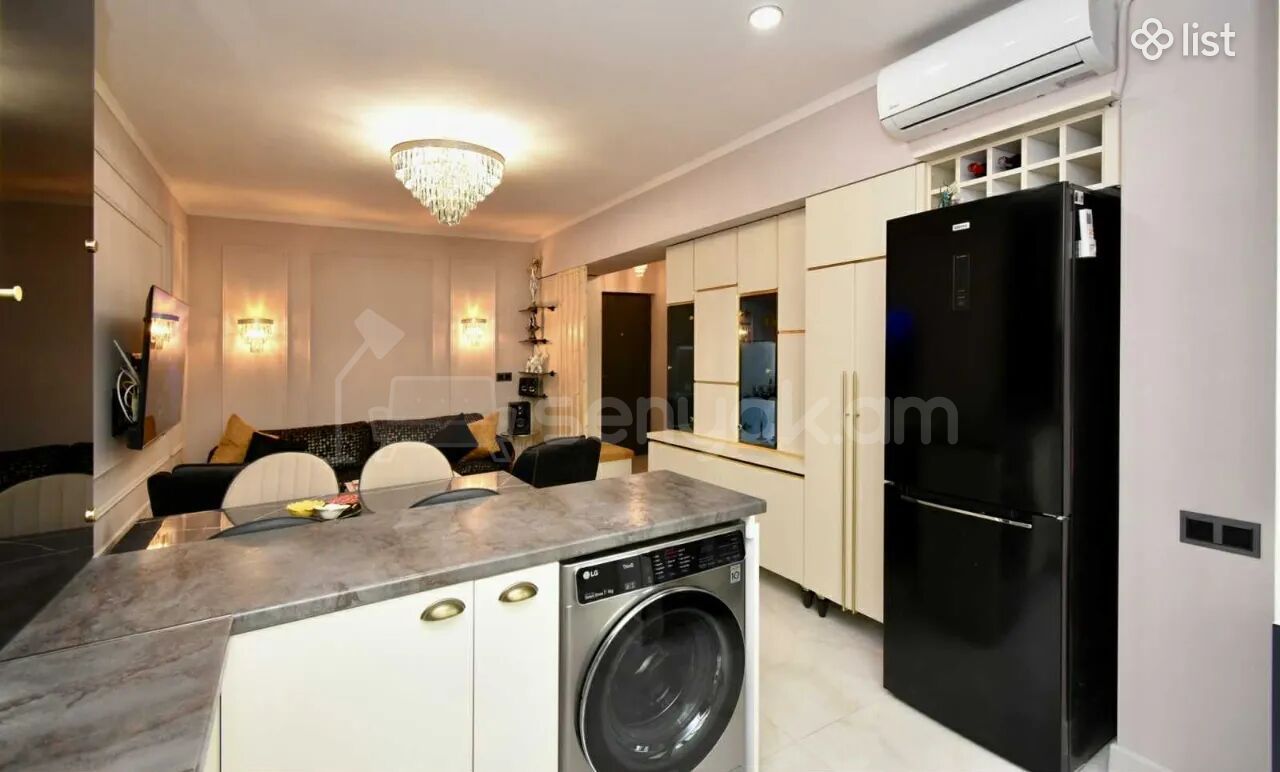 2 Սենյականոց Բնակարան, 50քմ, 11/11 հարկ, Դիզայներական Վերանորոգված, Կահավորված, Արևկող