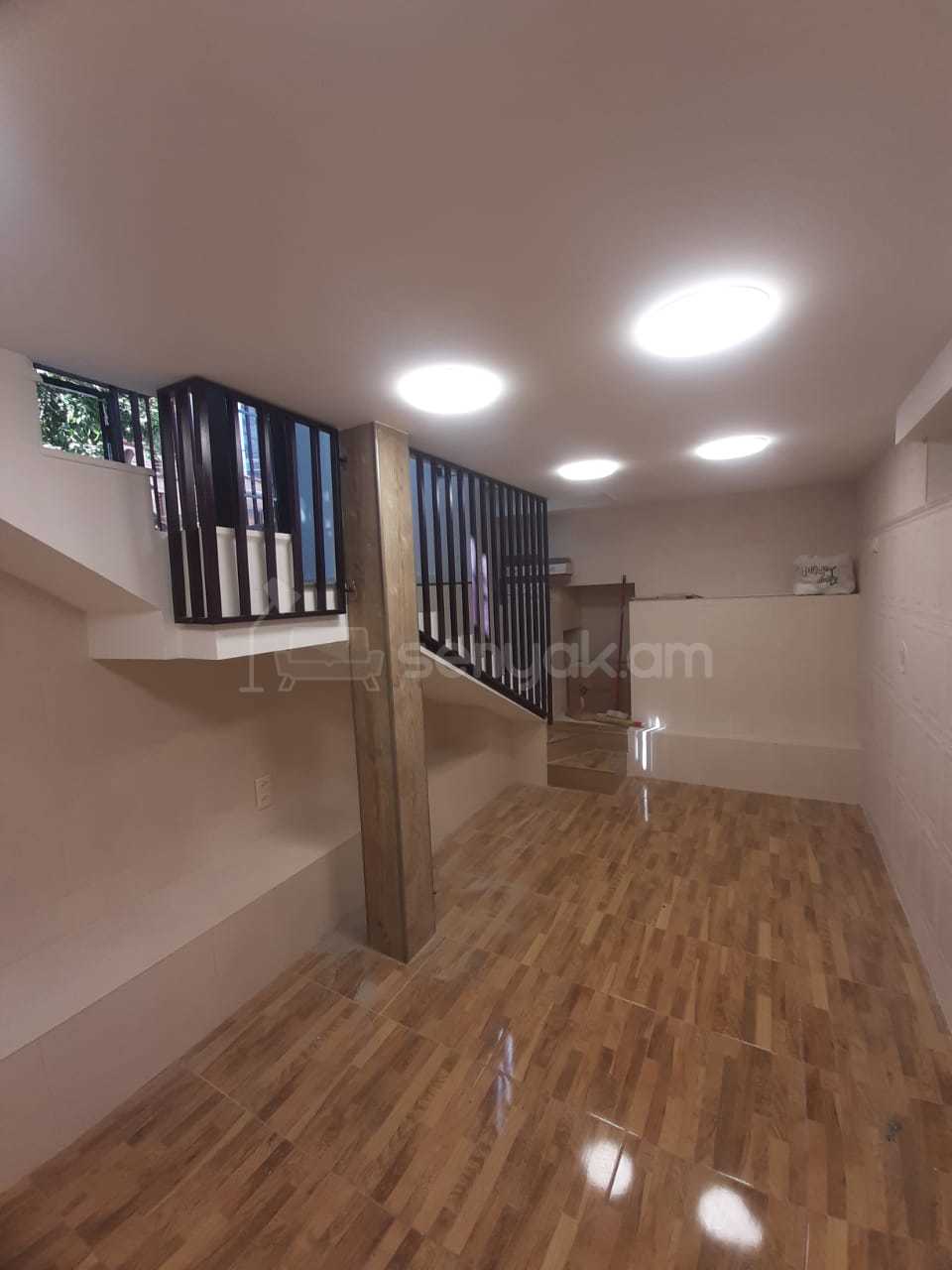 Օֆիսային Տարածք, 35քմ, Կապիտալ Վերանորոգված