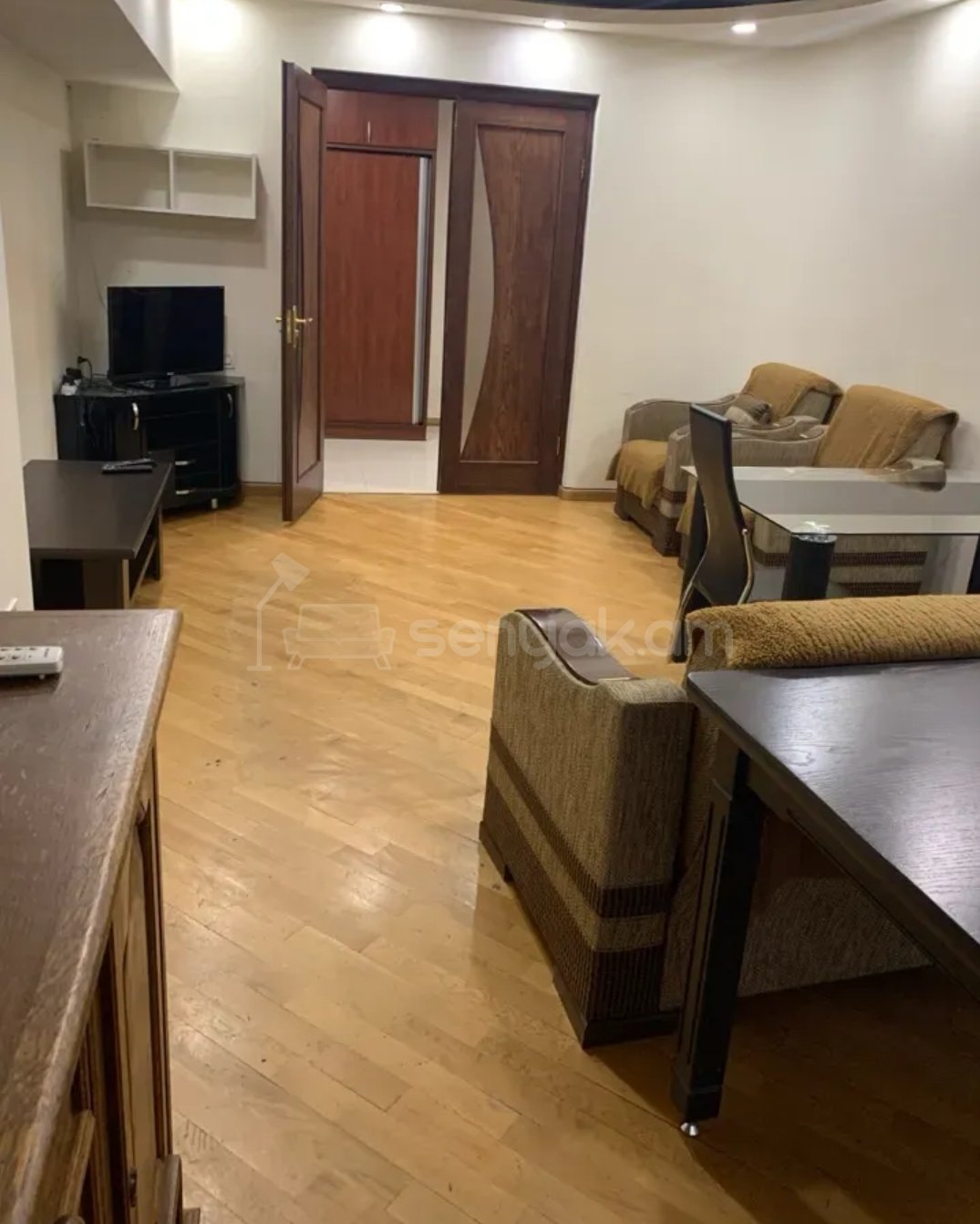 3 Սենյականոց Բնակարան, 90քմ, 2/10 հարկ, Կապիտալ Վերանորոգված, Կահավորված, Արևկող