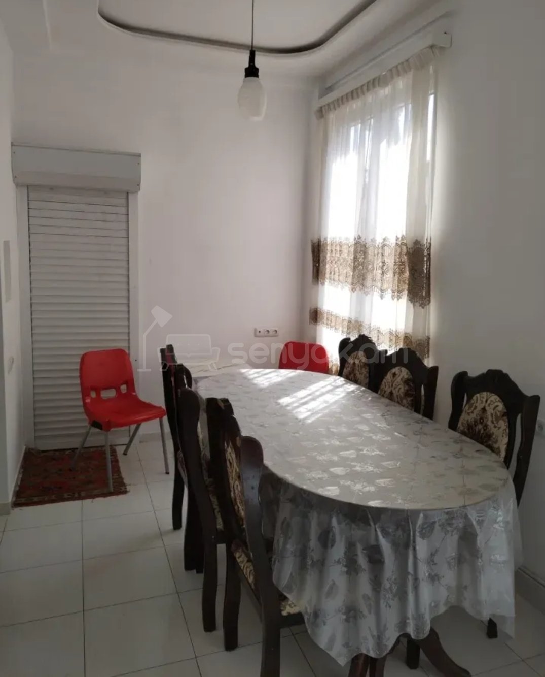 3 Սենյականոց Բնակարան Քարե Շենքում, 80քմ, 3/5 հարկ, Կապիտալ Վերանորոգված, Կահավորված