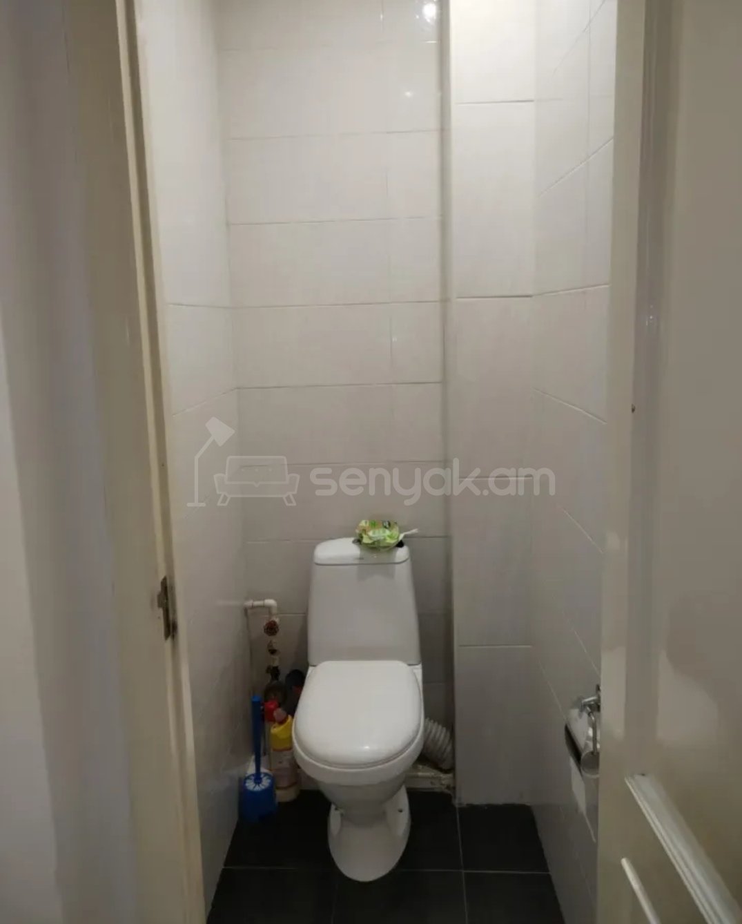 3 Սենյականոց Բնակարան Քարե Շենքում, 80քմ, 3/5 հարկ, Կապիտալ Վերանորոգված, Կահավորված