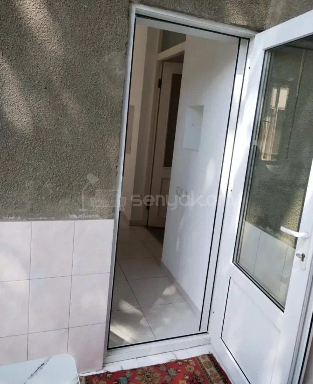 3 Սենյականոց Բնակարան Քարե Շենքում, 80քմ, 3/5 հարկ, Կապիտալ Վերանորոգված, Կահավորված