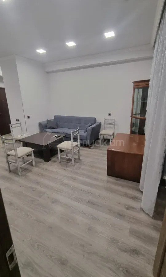 3 Սենյականոց Բնակարան Նորակառույցում, 71քմ, 6/12 հարկ, Դիզայներական Վերանորոգված