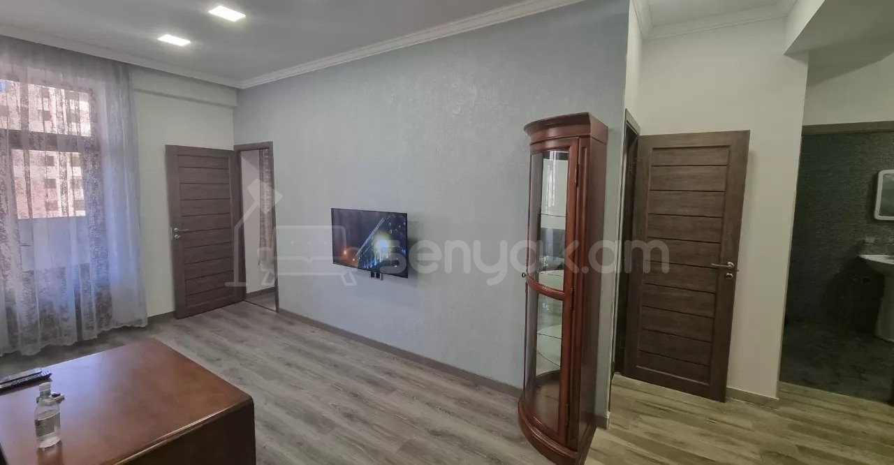 3 Սենյականոց Բնակարան Նորակառույցում, 71քմ, 6/12 հարկ, Դիզայներական Վերանորոգված