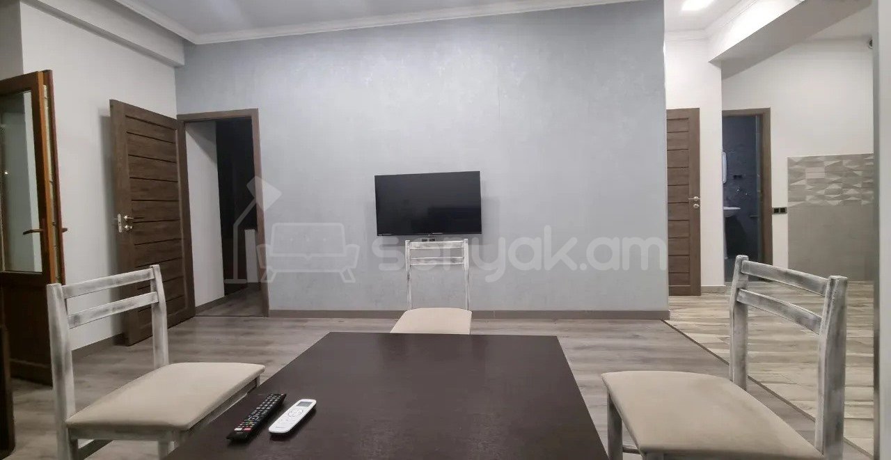 3 Սենյականոց Բնակարան Նորակառույցում, 71քմ, 6/12 հարկ, Դիզայներական Վերանորոգված