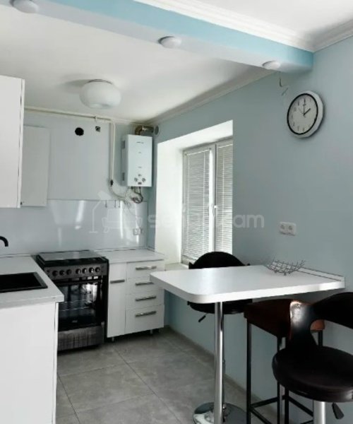 2 Սենյականոց Բնակարան Քարե Շենքում, 50քմ, 2/5 հարկ, Կոսմետիկ Վերանորոգված, Կահավորված, Արևկող