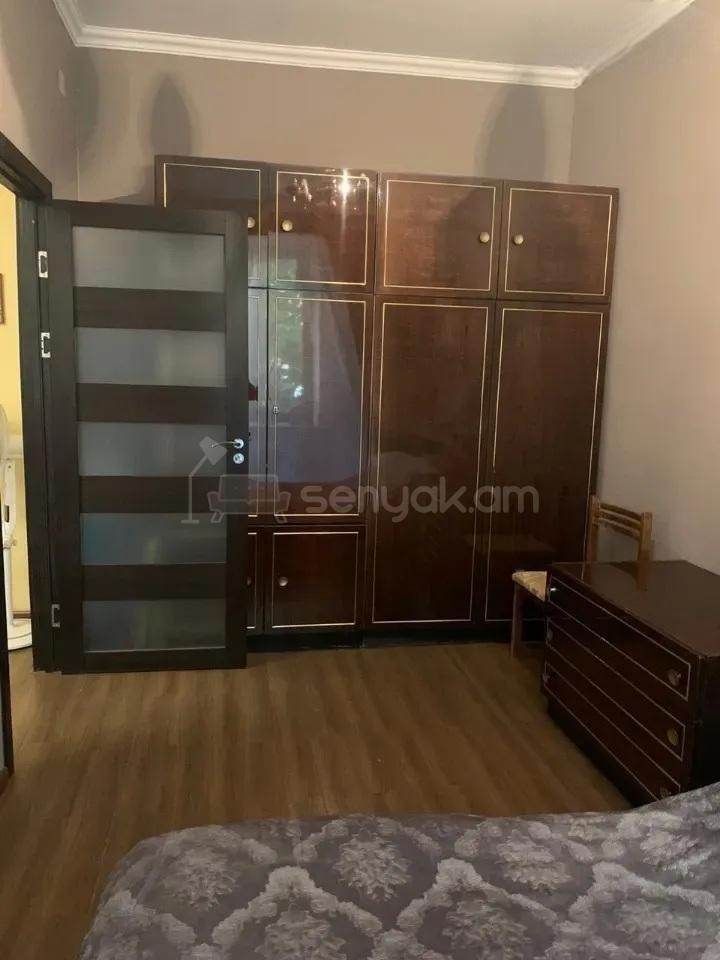 2 Սենյականոց Բնակարան Քարե Շենքում, 59քմ, 3/5 հարկ, Կապիտալ Վերանորոգված