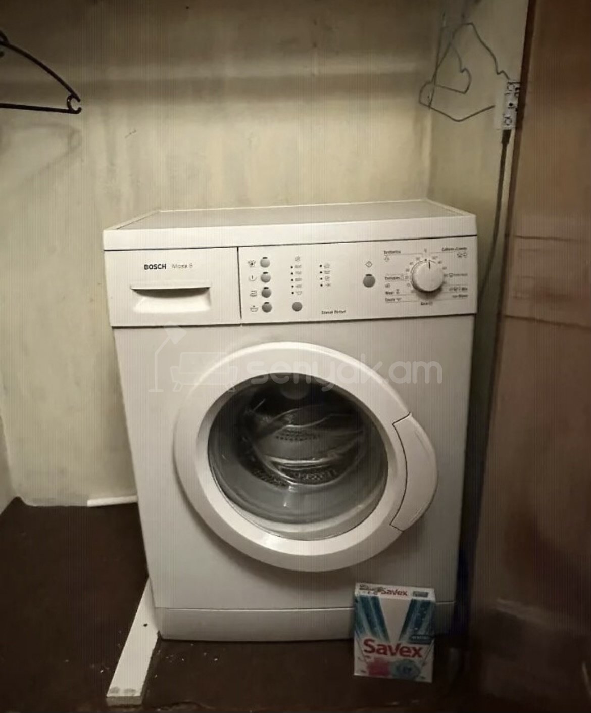 2 Սենյականոց Բնակարան Քարե Շենքում, 43քմ, 4/5 հարկ, Նորմալ Վիճակում, Կահավորված