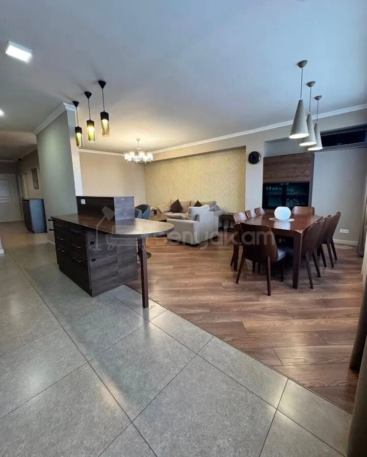 3 Սենյականոց Բնակարան, 105քմ, 4/16 հարկ, Դիզայներական Վերանորոգված