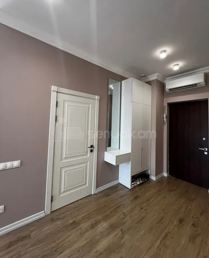 2 Սենյականոց Բնակարան Նորակառույցում, 57քմ, 12/16 հարկ, Կապիտալ Վերանորոգված