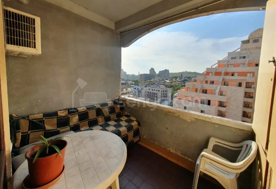 3 Սենյականոց Բնակարան, 80քմ, 16/16 հարկ, Նորմալ Վիճակում