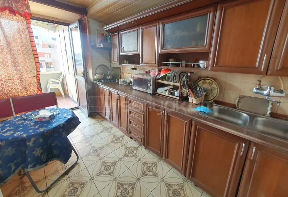 3 Սենյականոց Բնակարան, 80քմ, 16/16 հարկ, Նորմալ Վիճակում