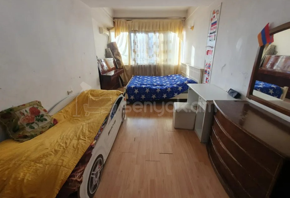 3 Սենյականոց Բնակարան, 80քմ, 16/16 հարկ, Նորմալ Վիճակում