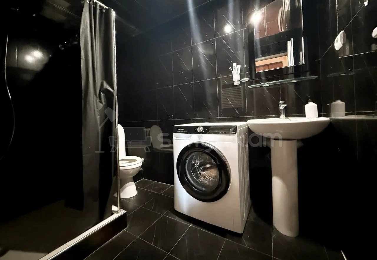 2 Սենյականոց Բնակարան, 55քմ, 3/14 հարկ, Կապիտալ Վերանորոգված