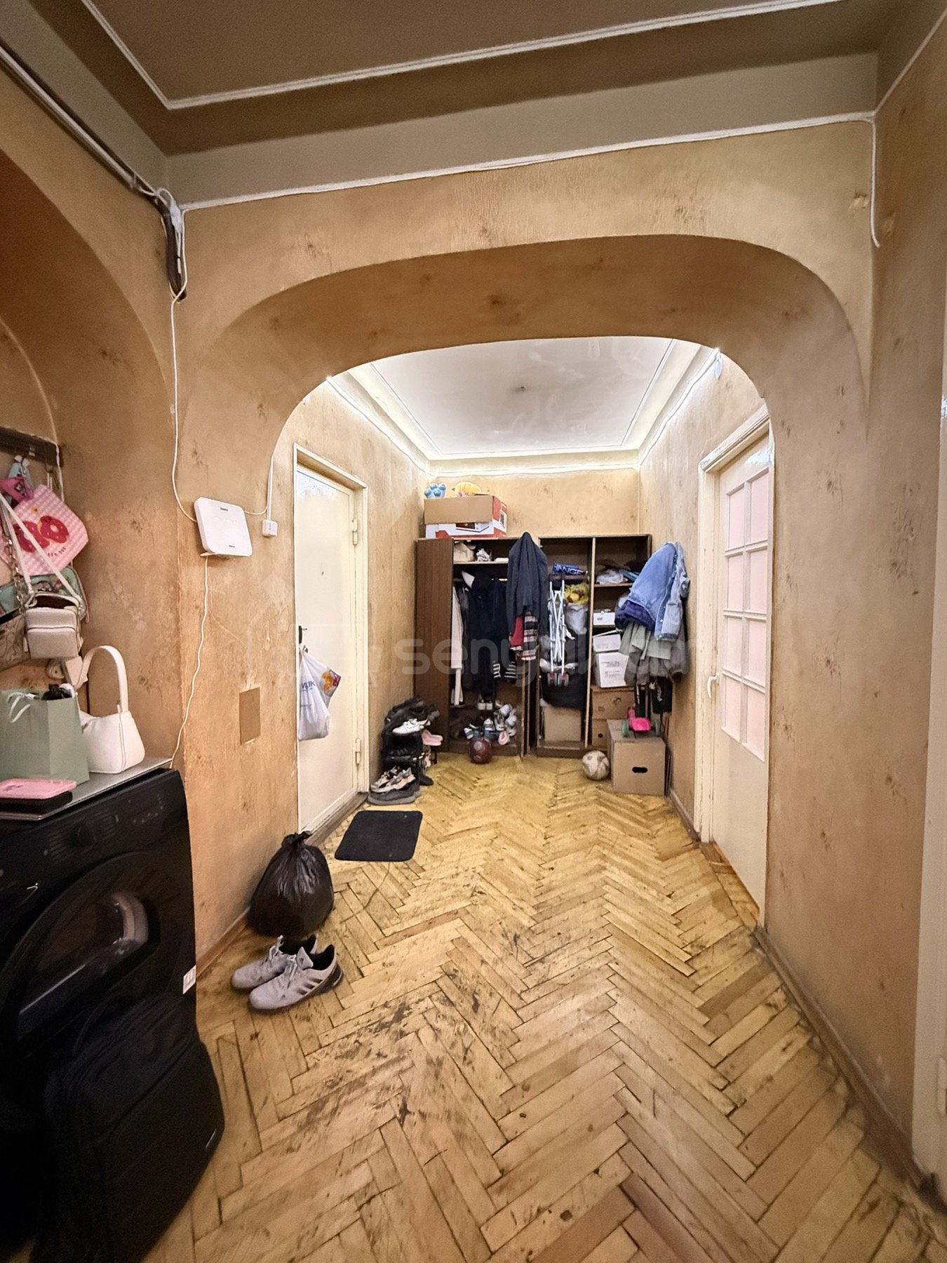 3 Սենյականոց Բնակարան, 82քմ, 9/14 հարկ, Պետական Վիճակում