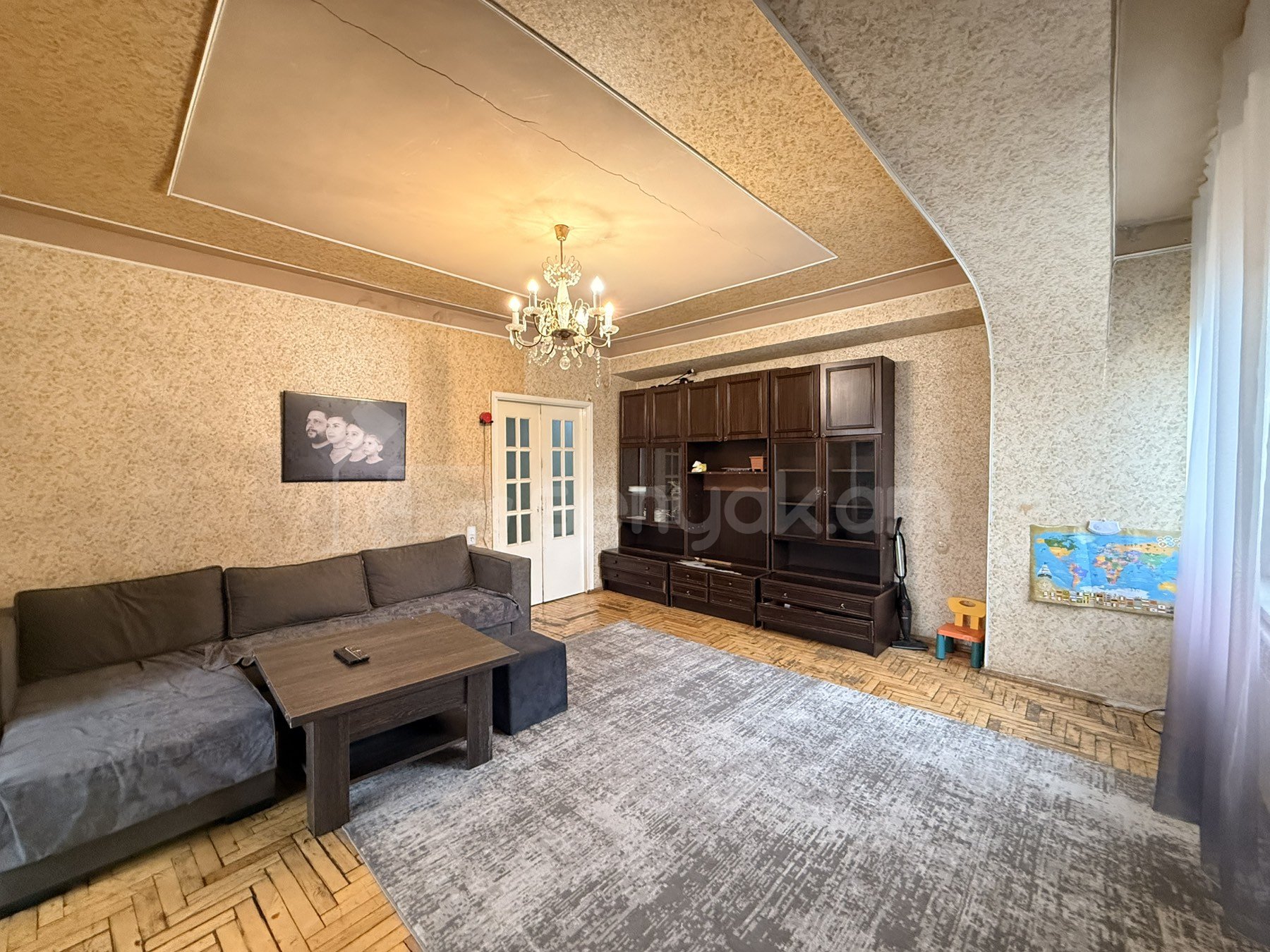 3 Սենյականոց Բնակարան, 82քմ, 9/14 հարկ, Պետական Վիճակում