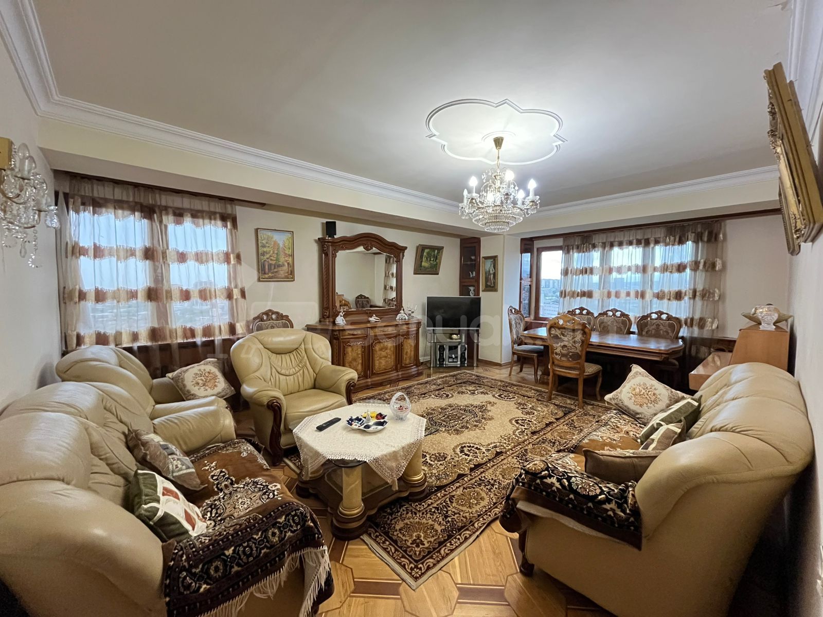 3 Սենյականոց Բնակարան, 84քմ, 12/14 հարկ, Նորմալ Վիճակում