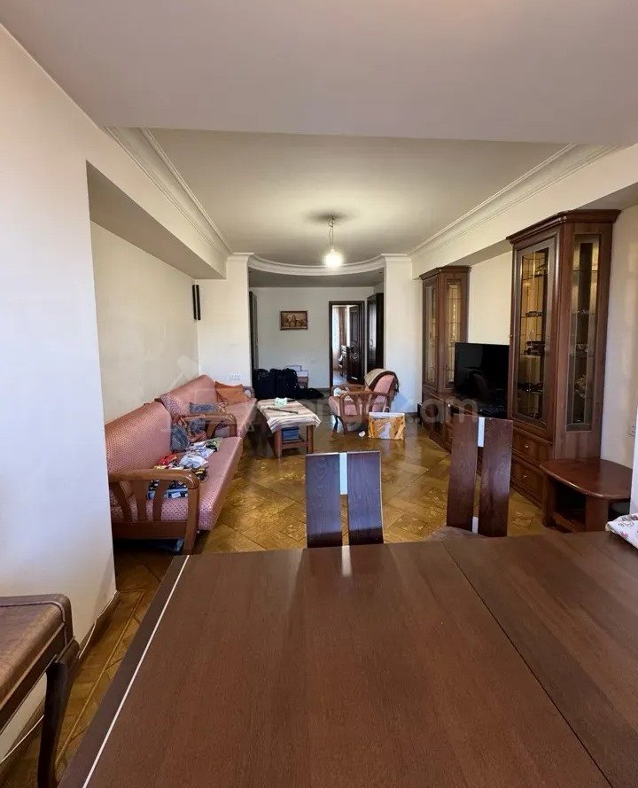 3 Սենյականոց Բնակարան, 96քմ, 5/10 հարկ, Կապիտալ Վերանորոգված