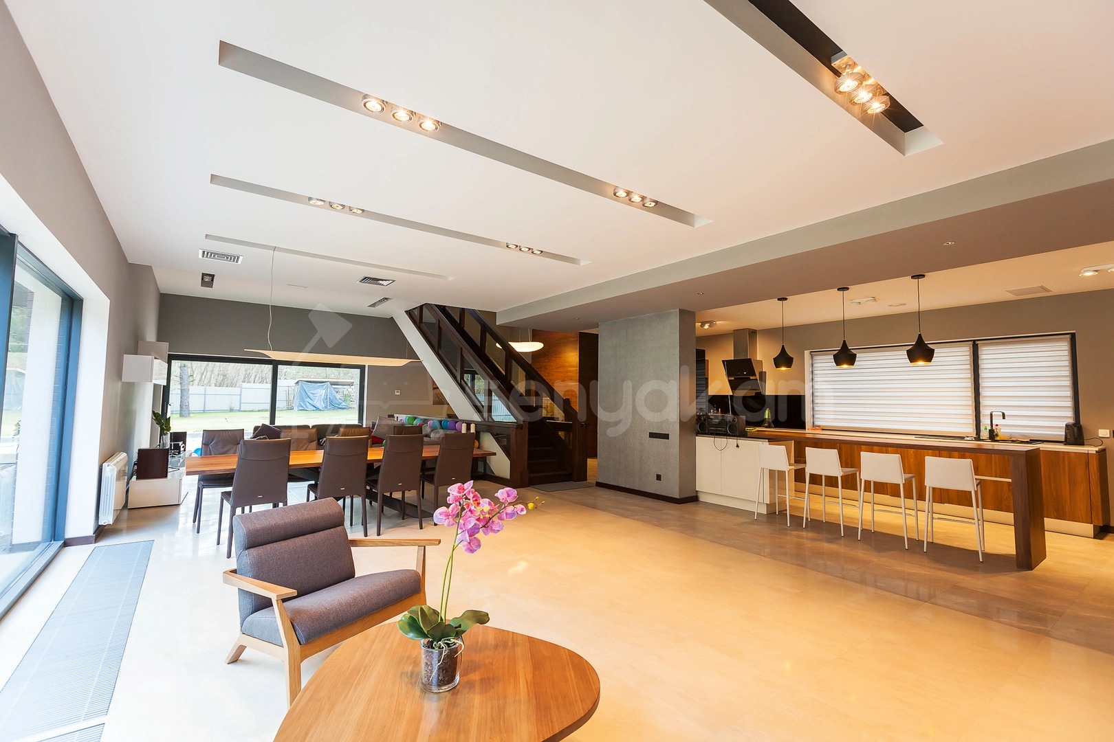 4 Սենյականոց Շքեղ Առանձնատուն, 200քմ, Լողավազանով