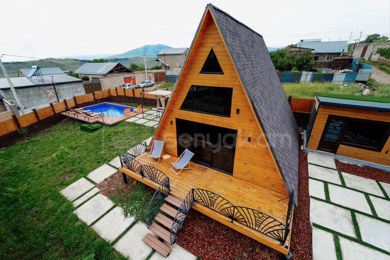 3 Սենյականոց Ամառանոց, 80քմ