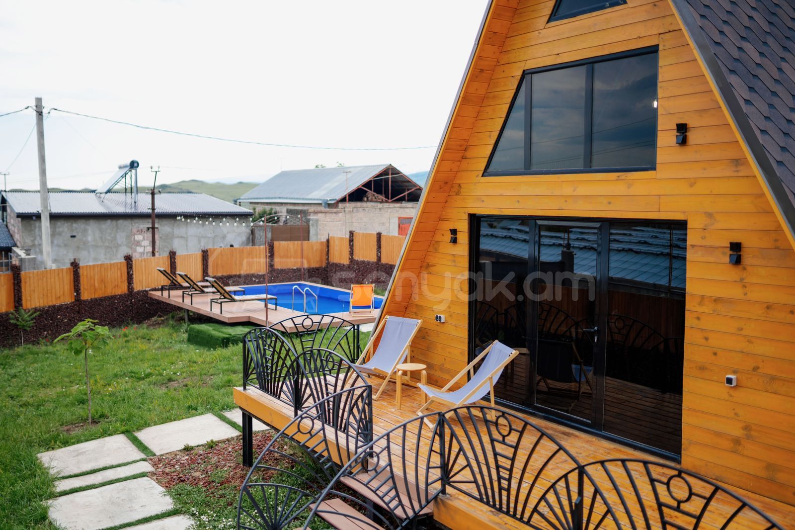 3 Սենյականոց Ամառանոց, 80քմ