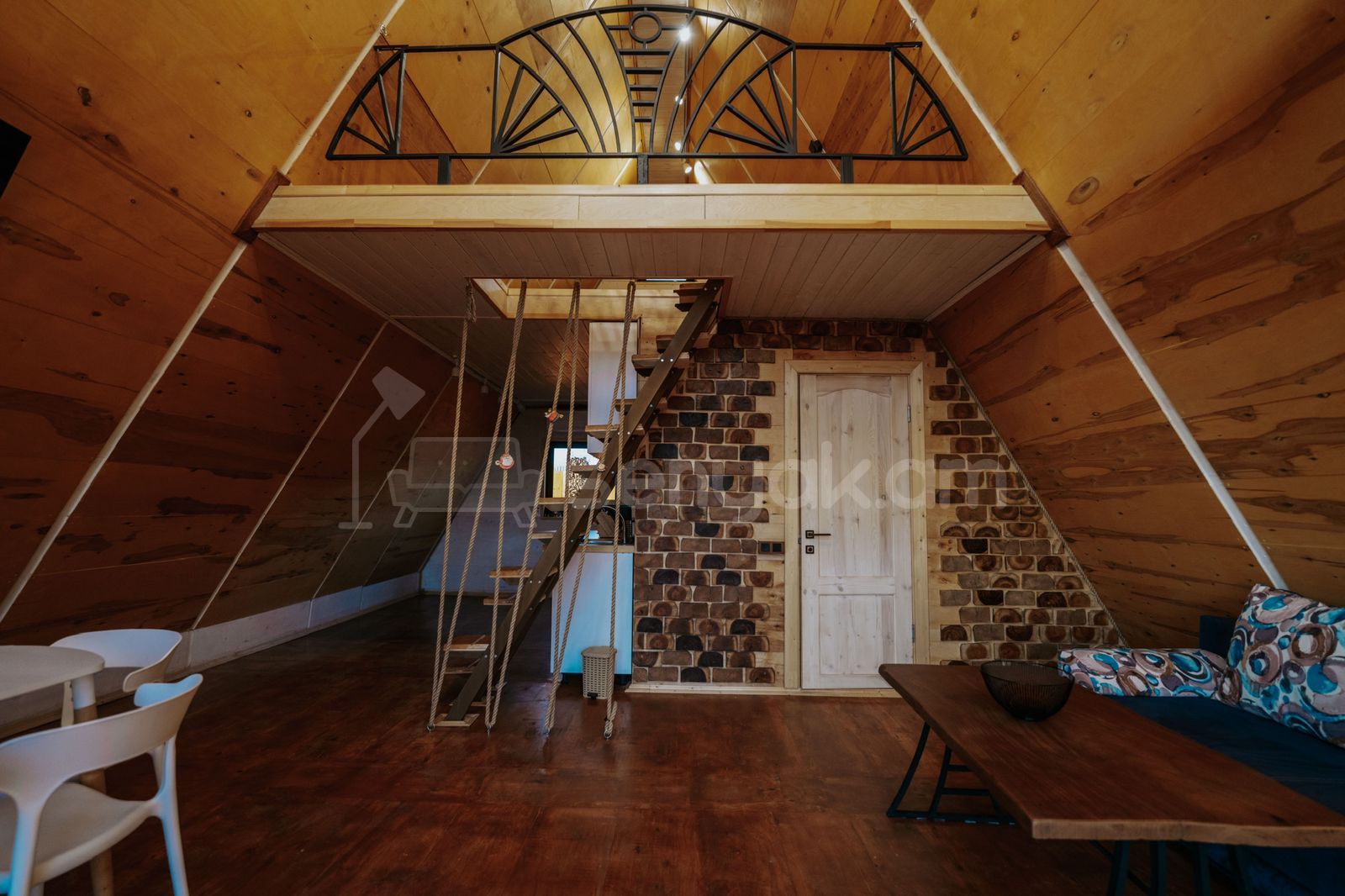 3 Սենյականոց Ամառանոց, 80քմ