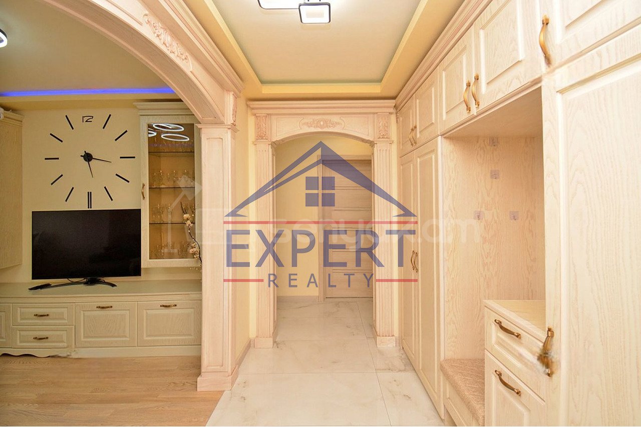 3 Սենյականոց Բնակարան, 86քմ, 2/9 հարկ, Դիզայներական Վերանորոգված, Կահավորված, Արևկող