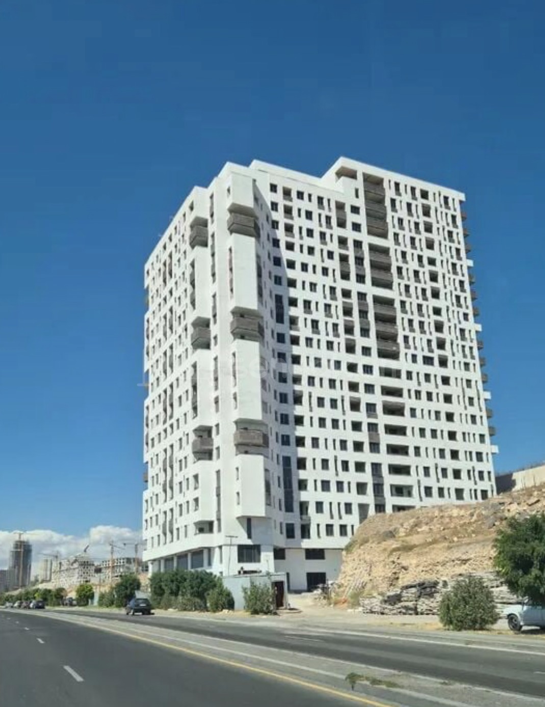 4 Սենյականոց Բնակարան Նորակառույցում, 133քմ, 15/22 հարկ, Զրոյական Վիճակում