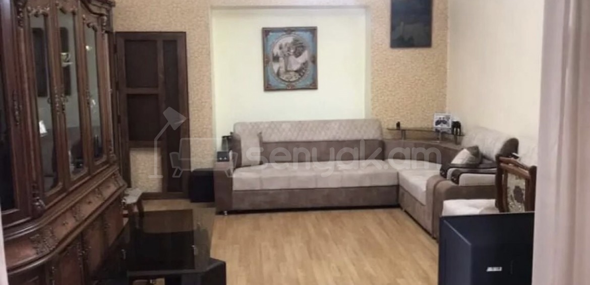 2 Սենյականոց Բնակարան Քարե Շենքում, 50քմ, 1/4 հարկ, Կապիտալ Վերանորոգված